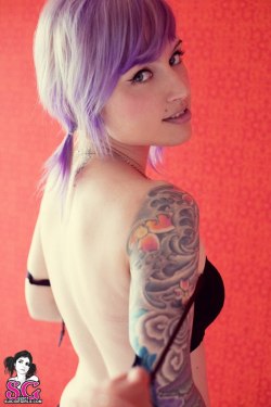 NSFW 18+ Tattoo , girl ...