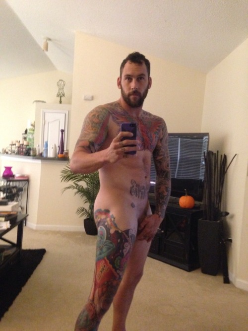 sextinguys:  Plenty of exposure for Zane Hammer Pittman! This single father from South Carolina just loves to show off his colorful tattoos & nice cock! I love his ass tat! -Sextinguys