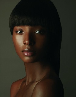 crystal-black-babes:  Beautiful Ebony Face: