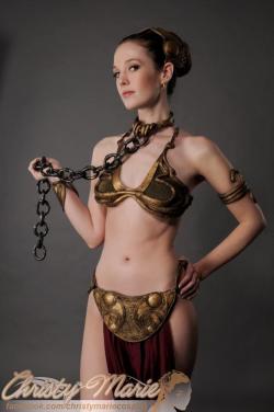 cosplaybeauties:Christy Marie and the metal bikini - the next best thing to Carrie Fisher’s Slave Leia.Photo by Got Maul.