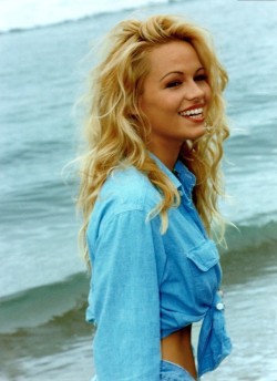 lifeonmars70s: Pamela Anderson