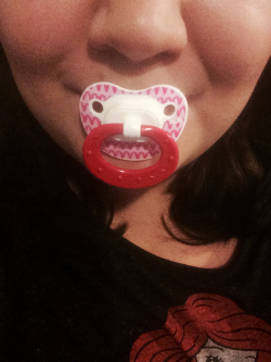 Daddy picked out my paci for me tonight. I love when he helps me. :)