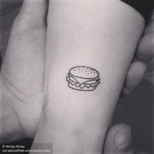 By Wicky Nicky, done at Moon Sheen Tattoo, Manhattan.... fine line;small;micro;line art;wickynicky;tiny;food;hamburger;ifttt;little;achilles