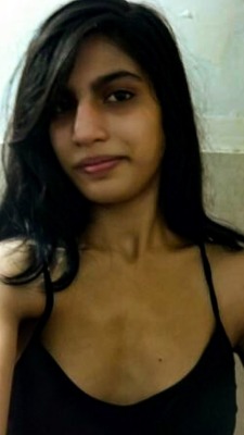 Nude Indian Aunties Bhabhi pics and sex video - nudeindianauntie