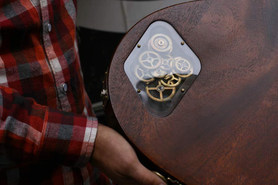 steampunksteampunk:  Gibson Les Paul Steampunk