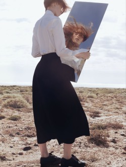 skt4ng:  &ldquo;Rose Des Vents&rdquo; | Julia Hafstrom By Txema Yeste For Numéro #161 March 2015