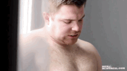 bear-tum:  dustrick:  158  That guy reminds me of my old roommate, Neil, I wish it was him. ;)Not that I ever saw him naked…well, I did see him shirtless, that was pretty nice, he was fuzzy.