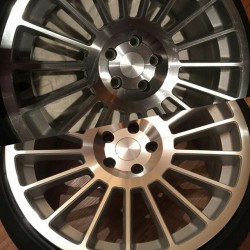 chemicalguys:  A little before and after with Chemical Guys Metal Shine. Finally ended up giving em new life . #chemicalguys Vintage aluminium polish , wool pad @ 1200rpm . @chemicalguys stuff is golden … #wheels #rotiform #ind #aluminium #polish #detail