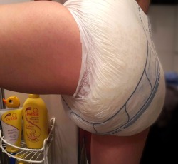 I have supersoaked my Abena M4 diaper ^_^See 15 superwet pics on my ABDL blog:https://abdlgirl.com/2016/09/27/i-have-supersoaked-my-abena-m4-diaper-15-pics/Xx Emma