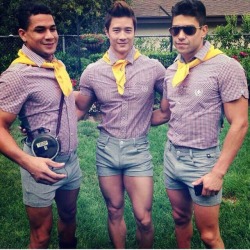 jacques-yvan:  I like the bulge in their short shorts.