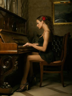 Creativity increases by playing the piano in lingerie.