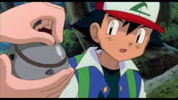 commanderpigg:  when i was a kid, this was probably one of my favorite parts in the movie.  when they showed the ‘old school’ pokeballs that had to be manually rotated to release the ‘mon…kinda cool how technology had evolved even in the pokemon