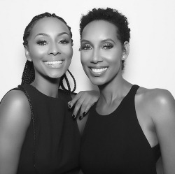 thechanelmuse:  melanin-wanderer:  Keri Hilson and her Mom… HOW?  I thought that was her sister 