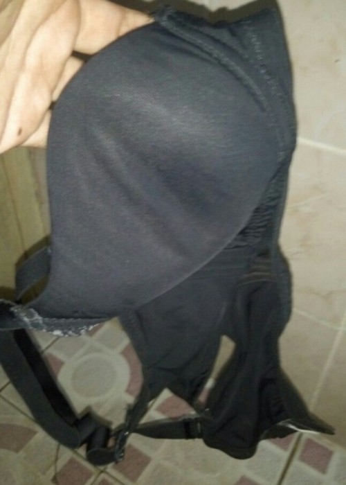 Porn photo ijud89:  coli adik ipar dalam toilet…tertinggal…bau