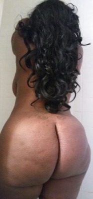 nastynate2353:  Dirty Diana fresh out the shower. 😍😍😍