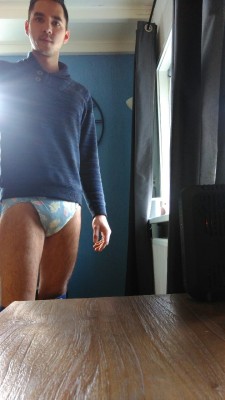 abdlrobje:  Space diapers are cool 