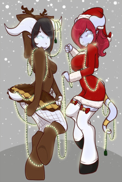 cheshirecatsmile37art:  A Christmas-themed commission for anios25 of their gorgeous Draenei girls!Anios in a santa outfit and Maise in a reindeer outfitSo frickin’ cute &lt;333