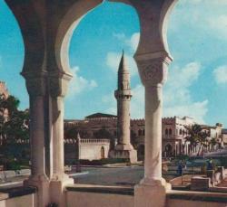 kulmiye:  Somalia in old images- 1. 13th century Arba Rukuun Mosque, Mogadishu 2. Historic twin cities of Merca and Barawa 3. Berbera Mosque 4. Traditional cloth weaving  5. Ithna Asheri Mosque, Mogadishu 