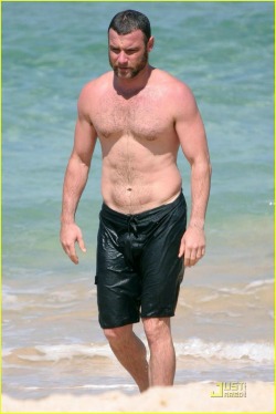 byo-dk&ndash;celebs:  Name: Liev Schreiber  Country: USA  Famous For: Actor, Producer, Director  —————————————————  Click to see more of my stuff: Main | Spycams | Celebs Funny | Videos | Selfies