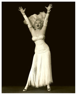 Dixie Evans      (aka. Mary Lee Evans)    &ldquo;The Marilyn Monroe of Burlesque&rdquo;..