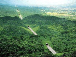 ‘Thailand Tunnels’. Steve McCurry