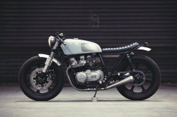 caferacerpasion:  Kawasaki KZ650 Cafe Racer - Clutch Custom Motorcycles. More photos -&gt; http://www.caferacerpasion.com/kawasaki-kz650-cafe-racer-clutch-custom-motorcycles/