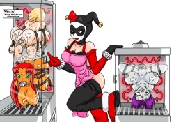I have a Harley Quinn outfit for secondlife, might have to cook girls while wearing it