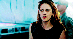 Kristen Stewart as Phoebe Larson in “American Ultra” (2015)