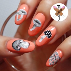 nailjob:  Mushroom Illustration Nails I have been obsessed with Scientific Illustration of foliage for as long as I can remember. Thought I would put some shrooms on Julep’s Princess Grace, from the March It Girl Julep Maven. 
