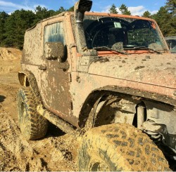 briguyflorida:  That’s some serious mudding   Fuck yea get filthy