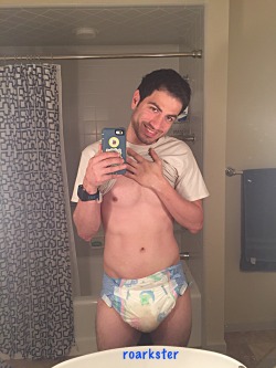 roarkster:  Having a little fun this morning with my wet nappy 