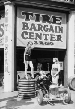 yesterdaysprint:  New tire shop opens with some live advertisement, Pico Boulevard &amp;     Figueroa Street, Los Angeles, 1934 