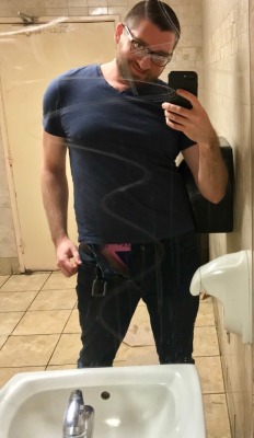 jp890:  Getting naked and horny in a grocery store bathroom 😈