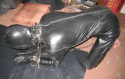 northernleather:  A urinal slave waiting for use 