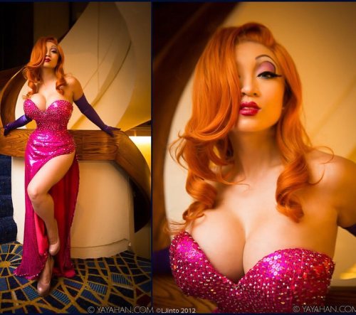 cosplay-queens:  yayahan via cosplay-queens “Patty cake?” This will forever be one of my favorite duo photo snaps! Jessica Rabbit by LJinto!  I say snaps, because convention can get ridiculously hectic, and sometimes you only have 2 minutes (or less)