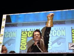 becks28nz:  Thanos (Josh Brolin) and the Infinity Gauntlet