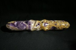 thepsycheoflisadear:  Who would have ever guessed there are dildos made of fine minerals? (via GEMSTONEDILDO.COM)  Dildos for geologists? Hmmm…