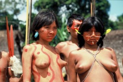 More native South American girls at Native Nudity.