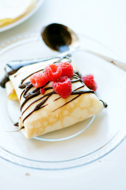 confectionerybliss:  Ice Cream Crepes And 30 Second Hot Fudge | Heather’s French Press  OK!
