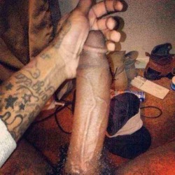 dick-down-nigg:  #rt or #revine if u only mess with big dick