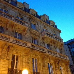 My old apartment building in #bordeaux. #love #building #travel #home #pretty #night #missit