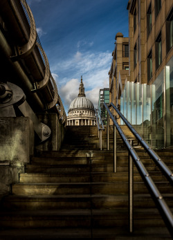 breathtakingdestinations:   	 St Paul’s Cathedral - London - England (by Davide D'Amico)