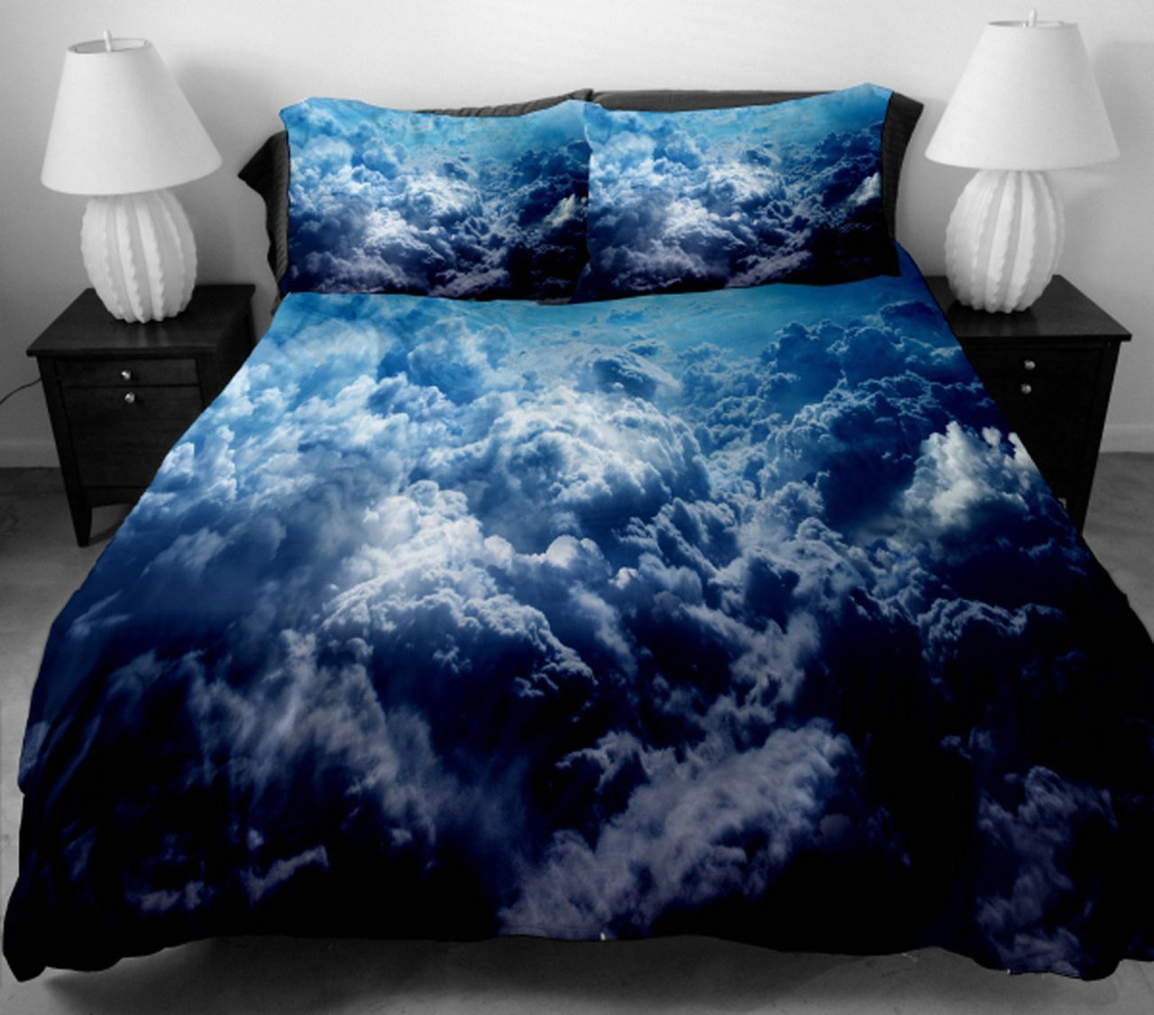 imagine-create-repeat:Check out these gorgeous galaxy bed sets by Anlye! http://anlye.com/