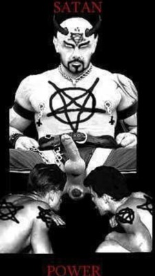 Demonicmusscle666:  Bow Your Head, And Fall To Your Knees In Lord Satan’s Presence..