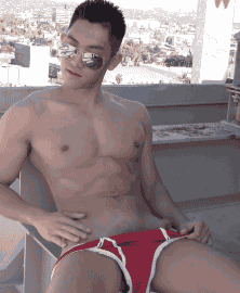 k-jsrk:  hot-namjas:  asianmalemuscle:  mega-aaaaaaa:  Eric East  Enjoy thousands of images in the archive: http://asianmalemuscle.tumblr.com/archive   He should do more porn  굿