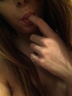imjustawethornygirl:  Mm someone come replace my fingers with their throbbing hard cock. I want to make you cum harder than ever before with my mouth so I can swallow of your delicious cum