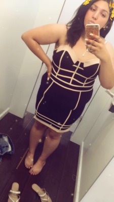 jaclynegloriana:  Not the most flattering picture but Iâ€™m going to Vegas at the end of the month! With a lack of club wear luckily I found this dress at a local store and thought it would be perfect with some awesome hair, makeup and the right shape