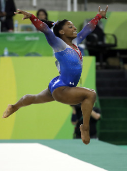the-movemnt:  Simone Biles becomes the first American female gymnast to win four golds at a single Olympic games. Olympic gymnast Simone Biles just made history — the 19-year-old star clinched her fourth gold medal of the Rio Olympic Games on Tuesday