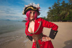hotcosplaychicks:  Fate Extra - Francis Drake 01 by Gliese-581   Follow us on Twitter - http://twitter.com/hotcosplaychick 