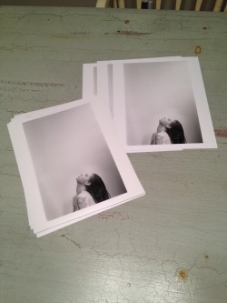 gallery-mg:  …in the darkroom with Hattie…  Oh, nice. 